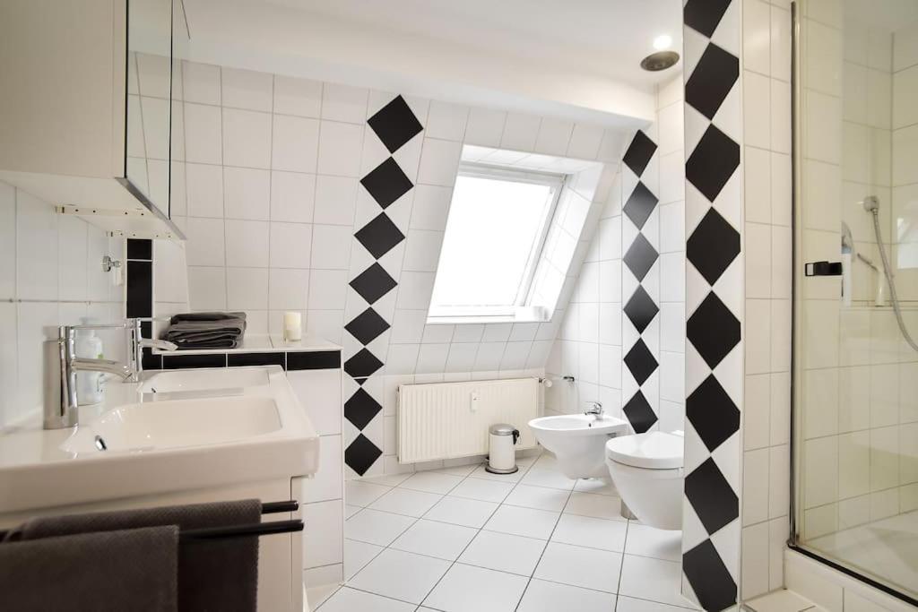 5 Secret Escape Apartment Above Stuttgart Ngoại thất bức ảnh